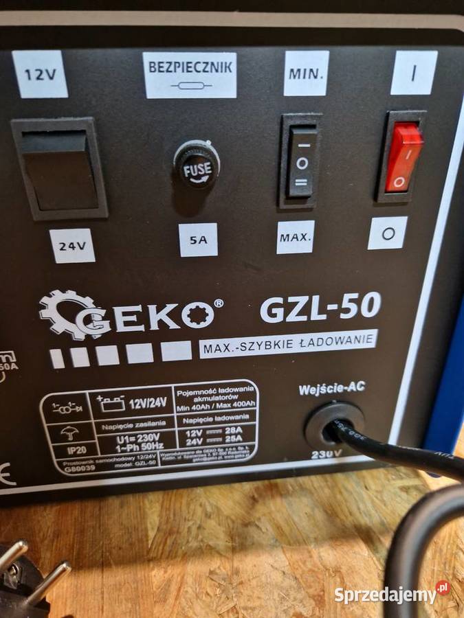 Prostownik samochodowy 1224V GZL50 G80039