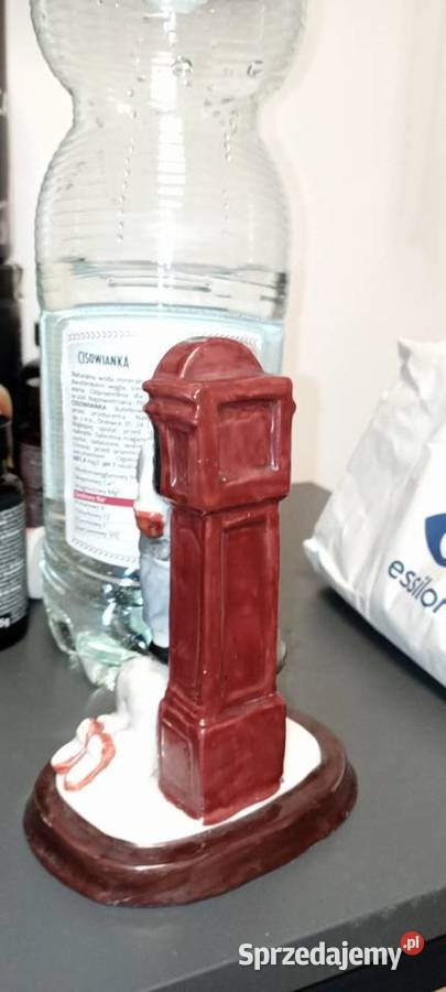 Figurka ceramiczna dzieci z zegarem Żary