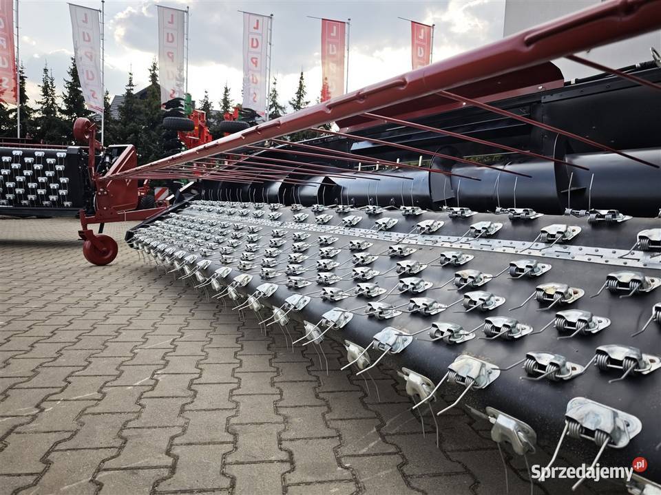 Podbieracz pokosów do zbioru facelii traw Pozostałe Ciechanów