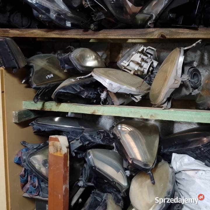 Angielskie lampy samochodowe Sawin