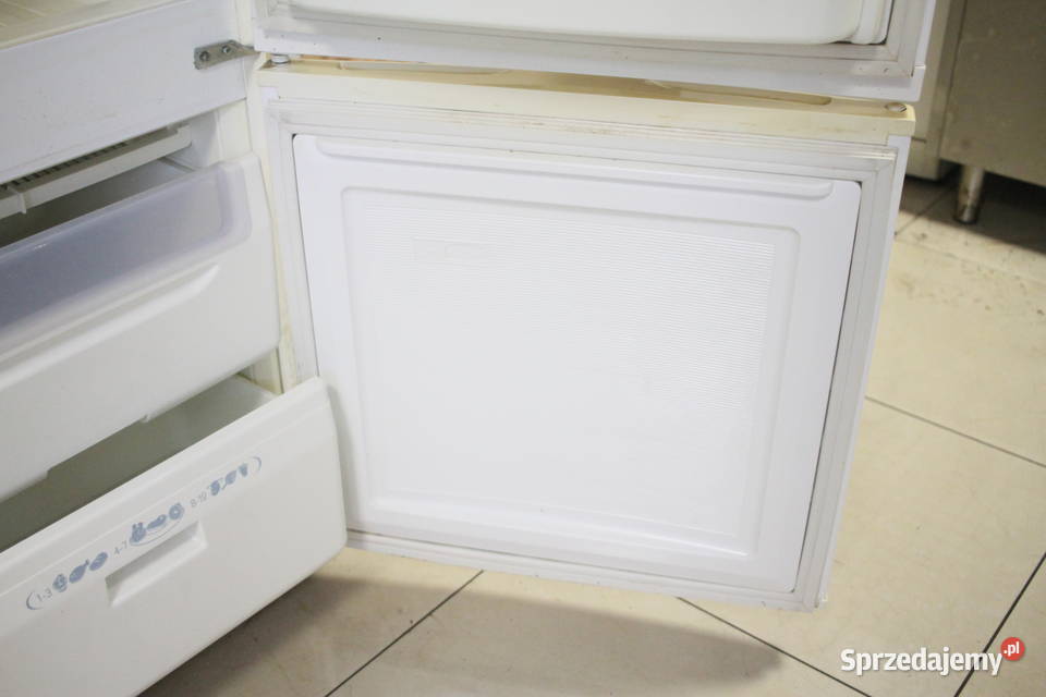 Lodówka jednodrzwiowa Whirlpool ARZ 917H Pszczyna sprzedam