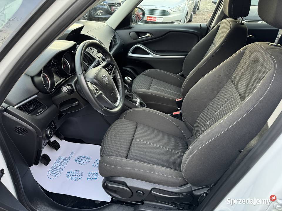 14T 140 gwarancja bogata wersja serw ASO stan przyciemniane szyby małopolskie Kraków