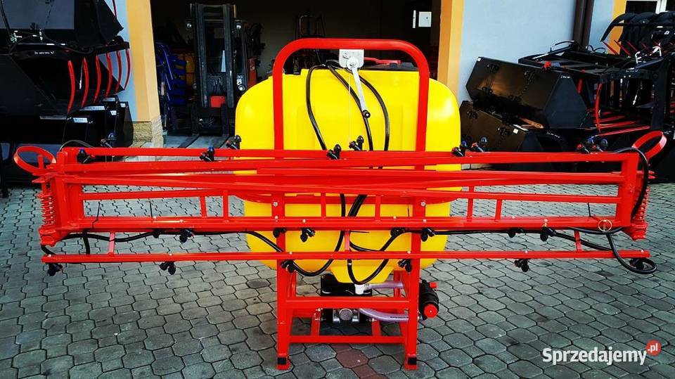 Opryskiwacz polowy 200300400600800L LANCA 81012M Zawieszane Opryskiwacze Przemyśl