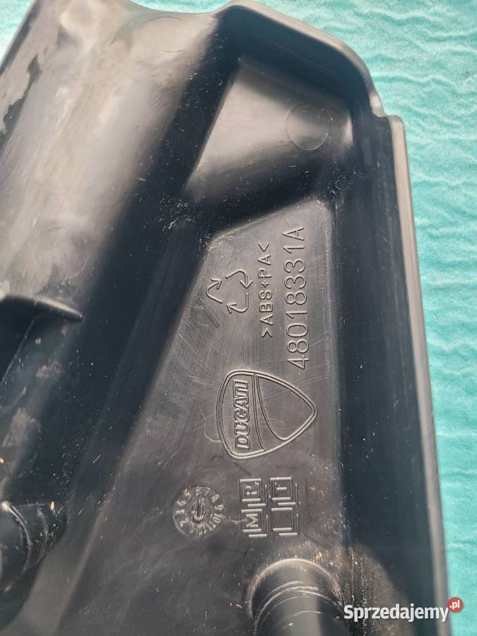 DUCATI MULTISTRADA 950 PLASTIK WYPEŁNIENIE sprzedam