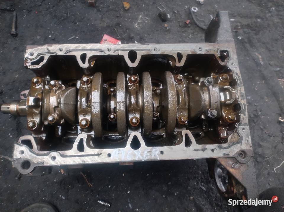 OPEL ASTRA MERIVA CORSA A16XER dól silnika blok Kielce sprzedam