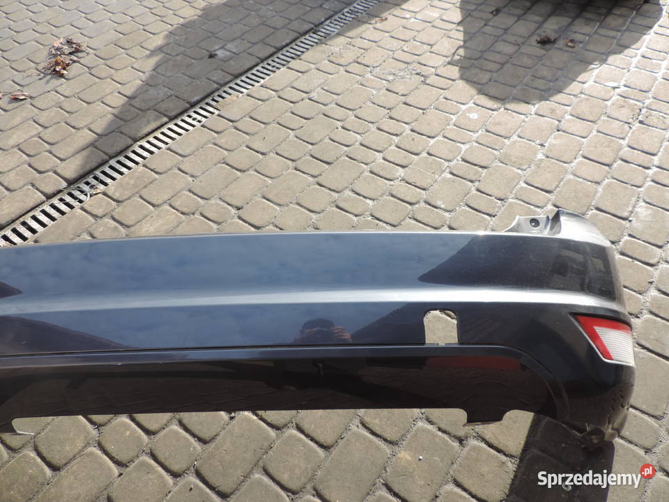 ZDERZAK TYŁ FORD FOCUS MK2 FL HATCHBACK KOLOR H4 osobowe Zderzaki Nowy Sącz