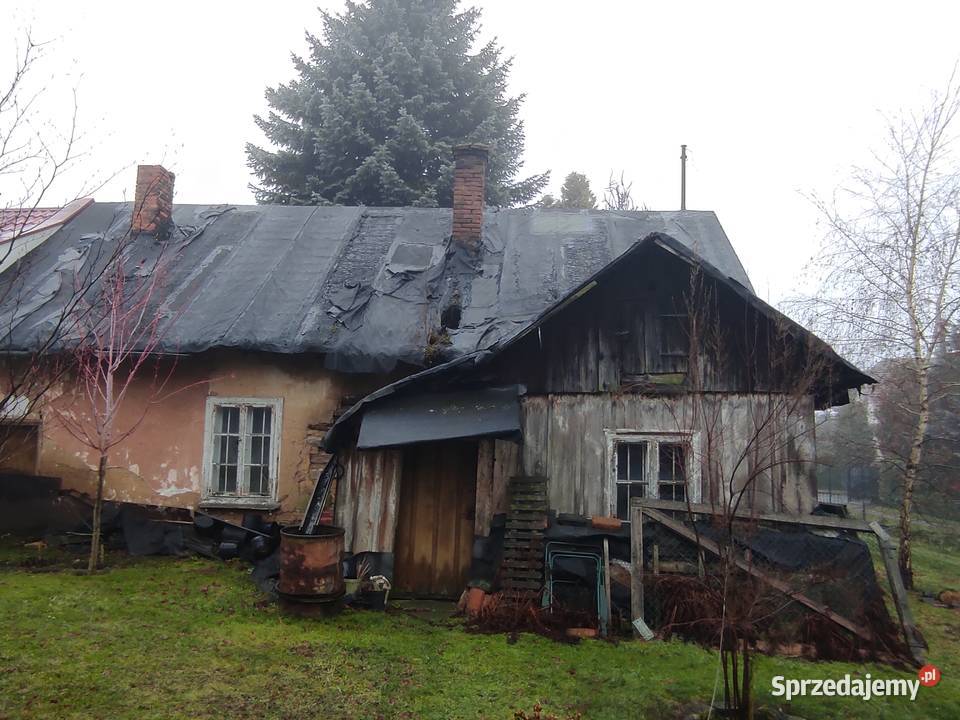 Stary dom drewniany z połowy XIX w do Budowa Wieliczka