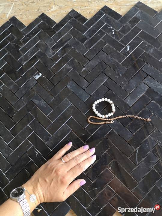 Mozaika Jodełka Nero Marquina poler 25x75 wewnętrzne Ostroszowice sprzedam