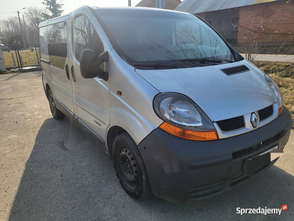 Renault trafic klima6 osobowy Mielec sprzedam