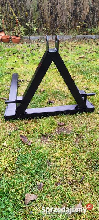 Paleciak do ciągnika c330 uszkodzony Strzyżów sprzedam