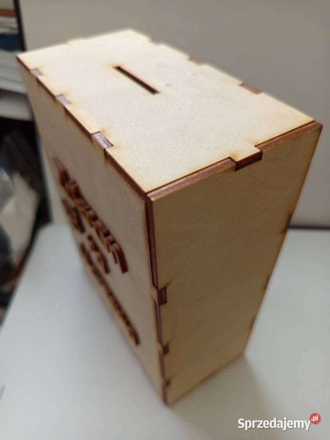 Skarbonka drewniana sprzedam