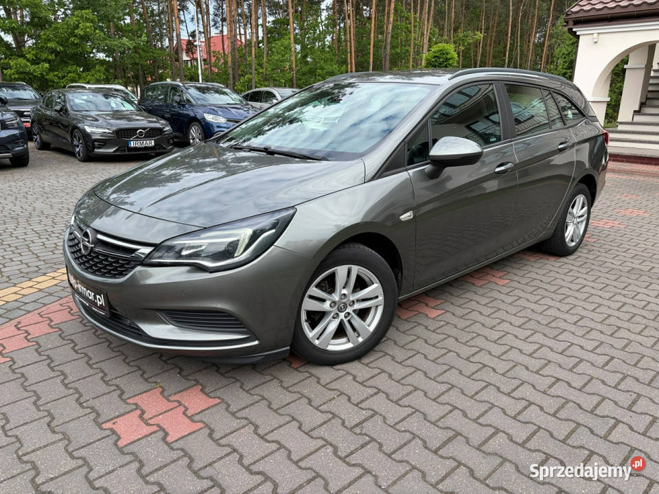 Opel Astra 14 150 Automat Alu felgi CarPlay Astra Lipówki