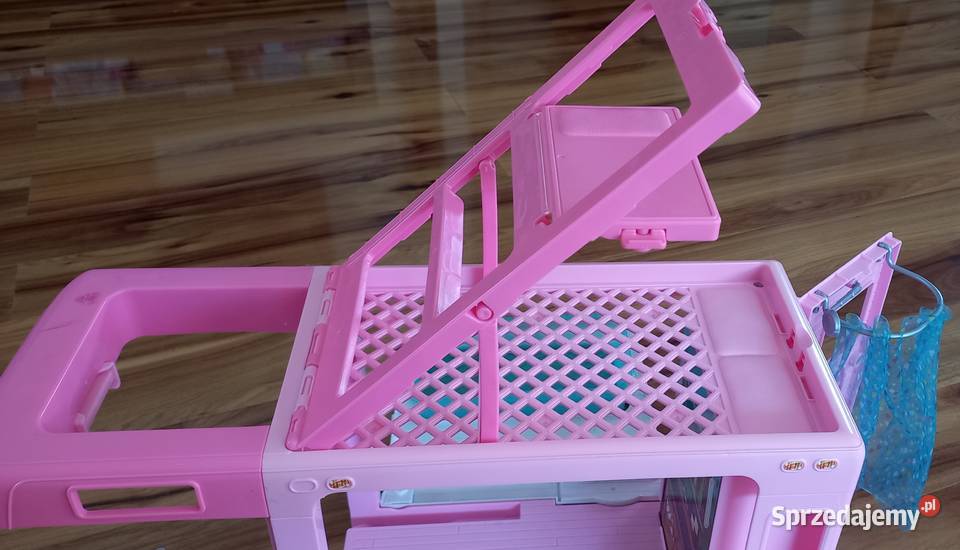 Kamper barbie z łódką basenem i grilem Morzyczyn