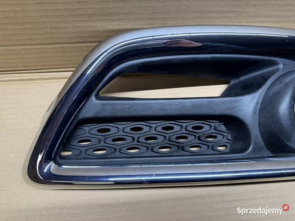 Kratka prawa zderzak przód Captur 1 I 620757266R Pozostałe Sieraków