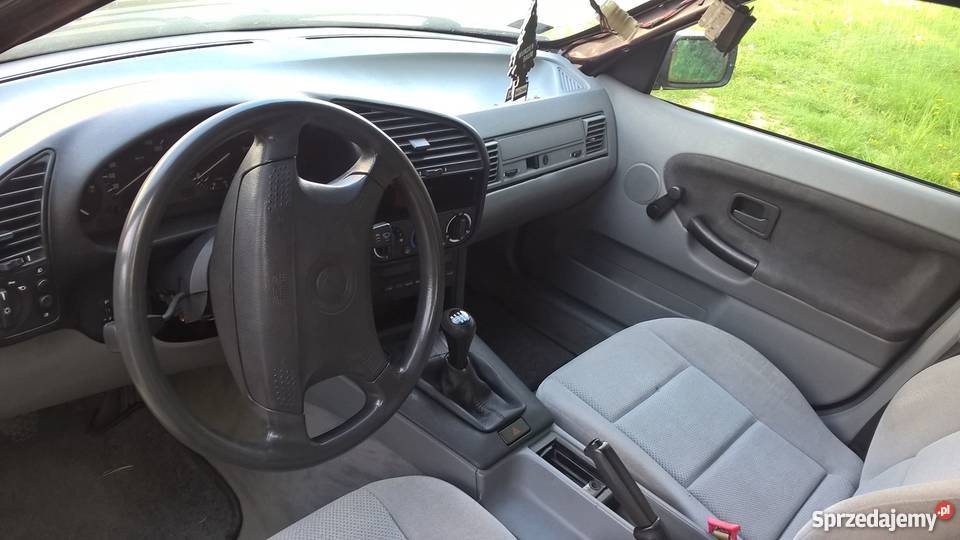 BMW 318is sedan e36 1800cm3 Białystok