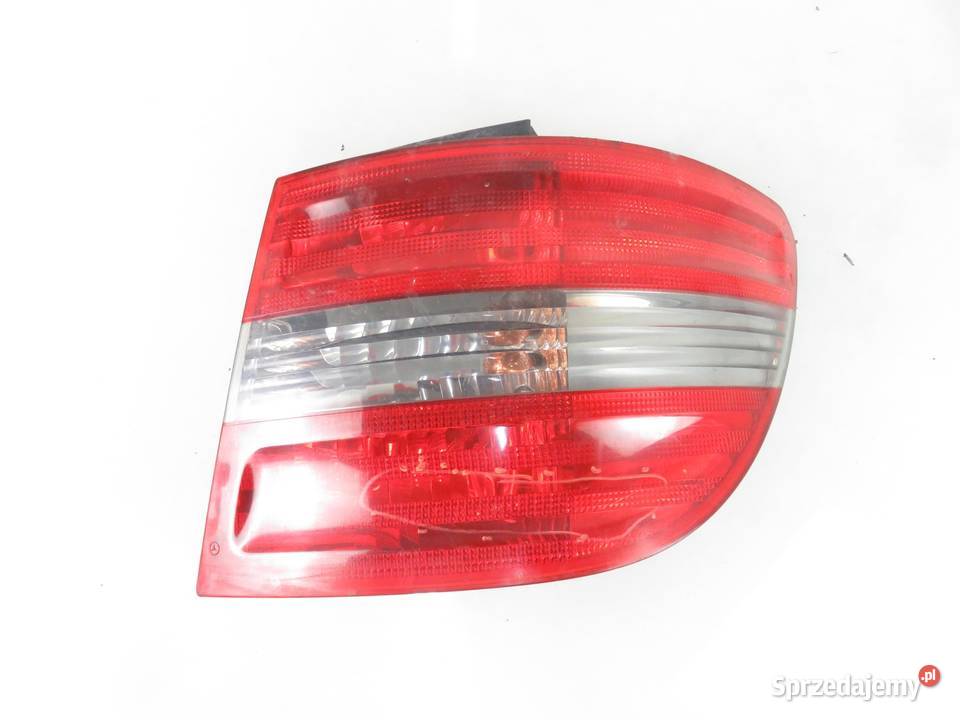 LAMPA PRAWA TYLNA MERCEDES BCLASS W245