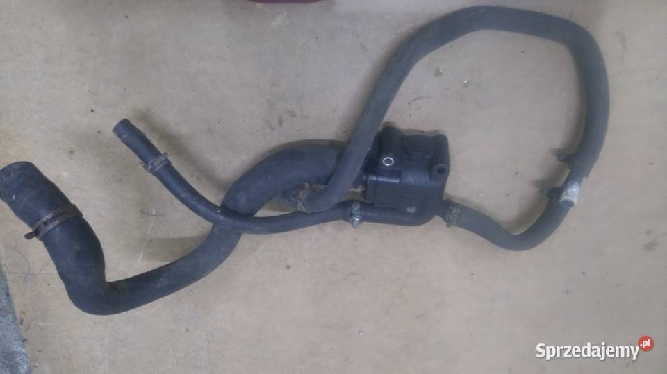 Obudowa termostatu z termostatem Ford Focus mk1 Rok produkcji 1999 Układ chłodzenia
