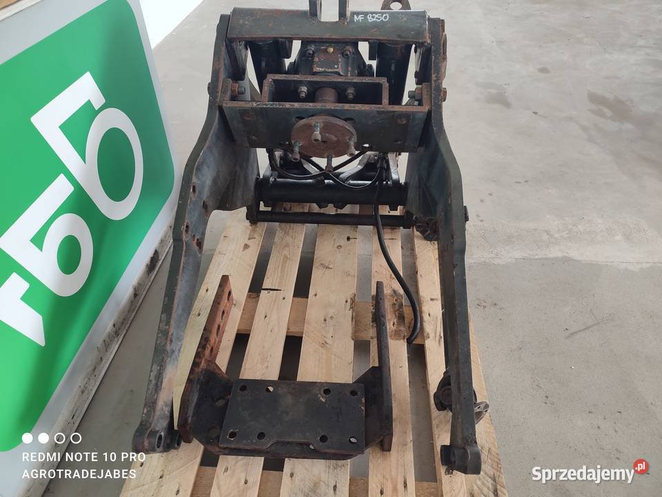 TUZ WOM Massey Ferguson 8250 Wilkowo