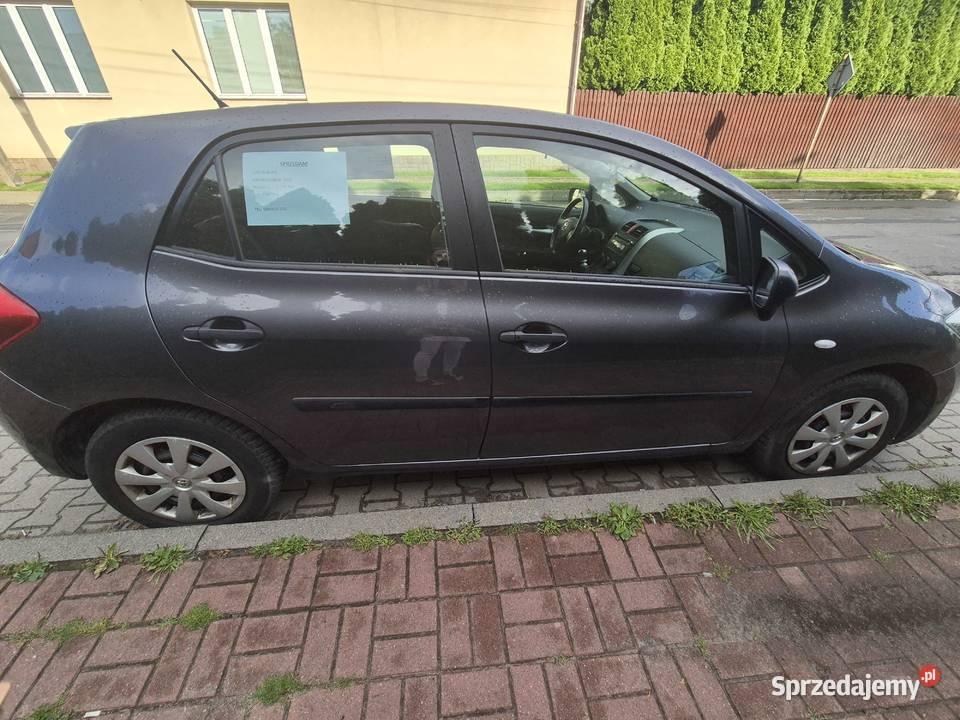 Toyota auris kupiony w Polsce Auris Radzymin