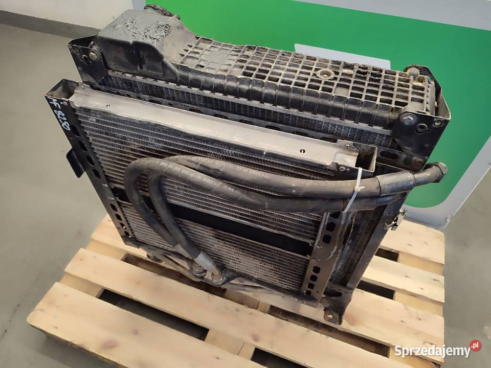 Chłodnica wody MASSEY FERGUSON 8250 Wilkowo sprzedam