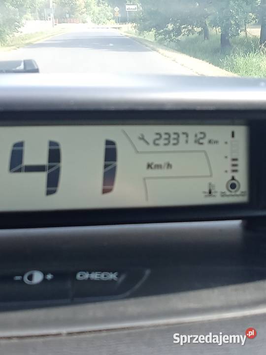 CITROEN C4 BENZ 14 model 2006 C4 Pieszyce