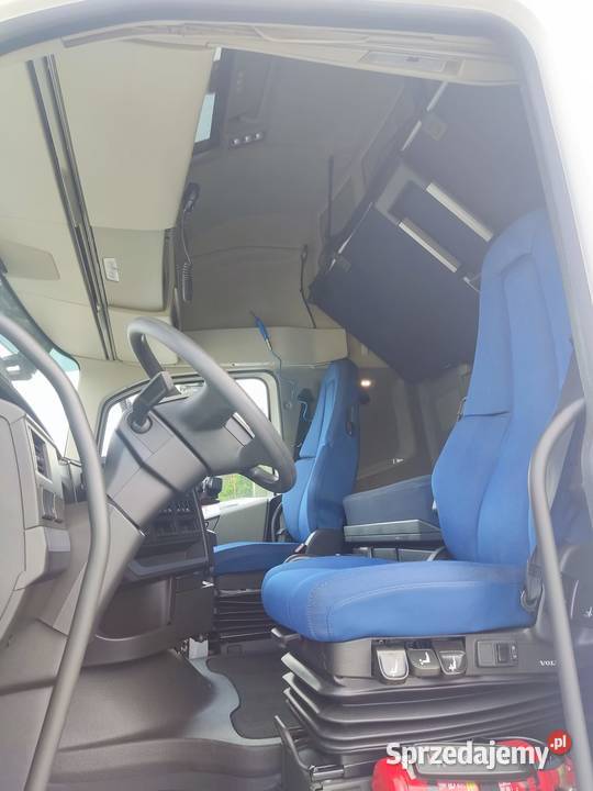 Ciągnik siodłowy VOLVO FH 500 ISAVE Globetrotter automatyczna Józefów sprzedam