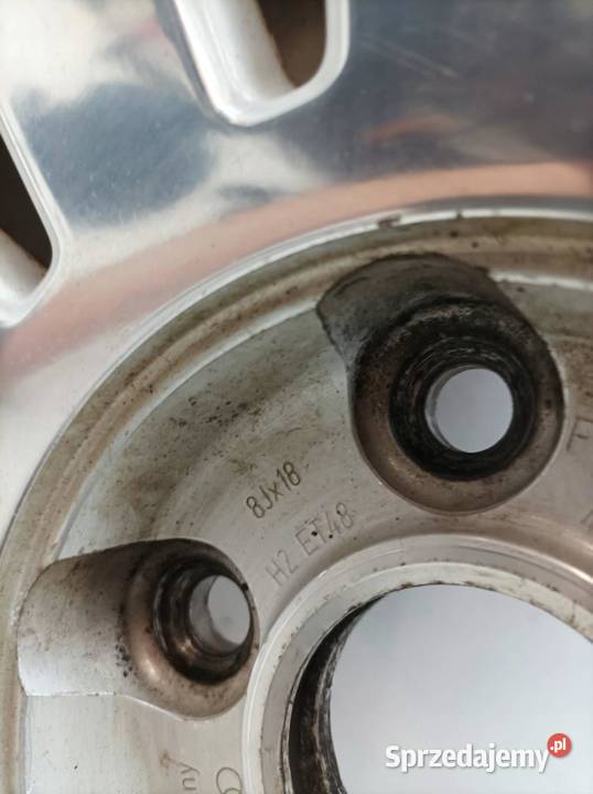 FELGA ALUMINIOWA R18 5X112 ET48 OC57MM 8JX18H2 aluminiowe