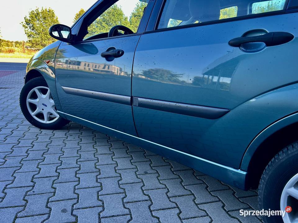 ŚlicznyZadbanyFordFocus2004r16Benzyna230Przebiegu sprzedam