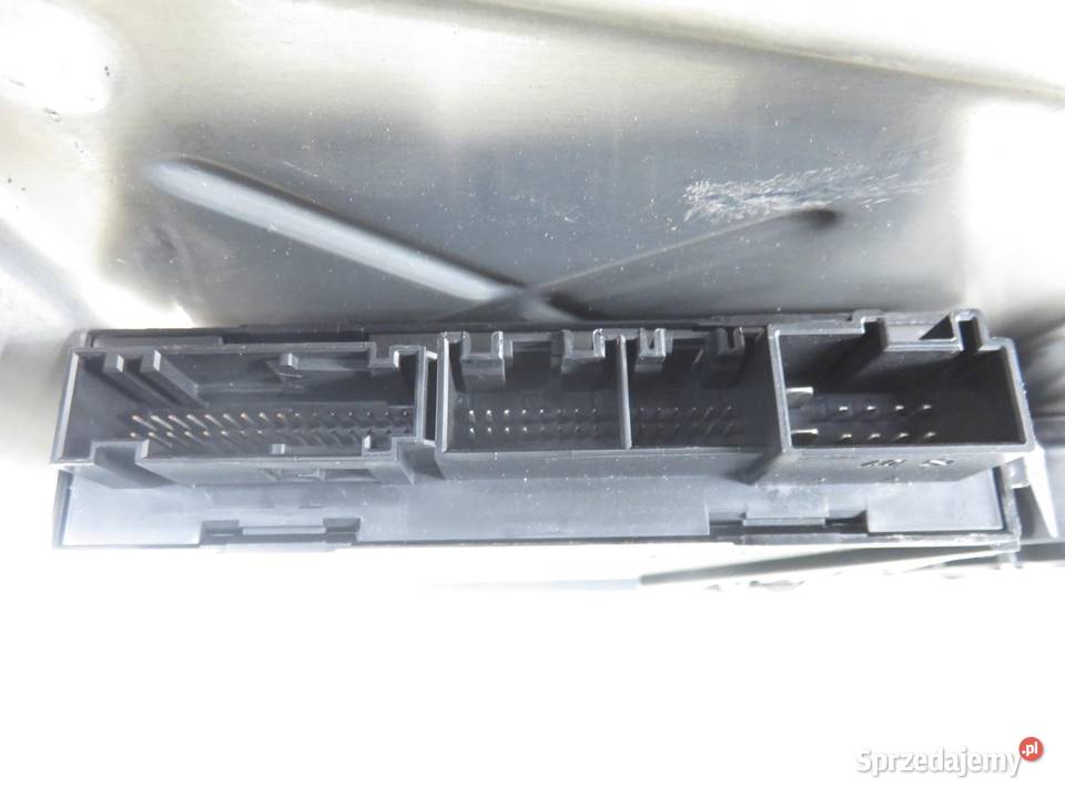 PODNOŚNIK SZYBY LEWY PRZEDNI VW PHAETON osobowe małopolskie