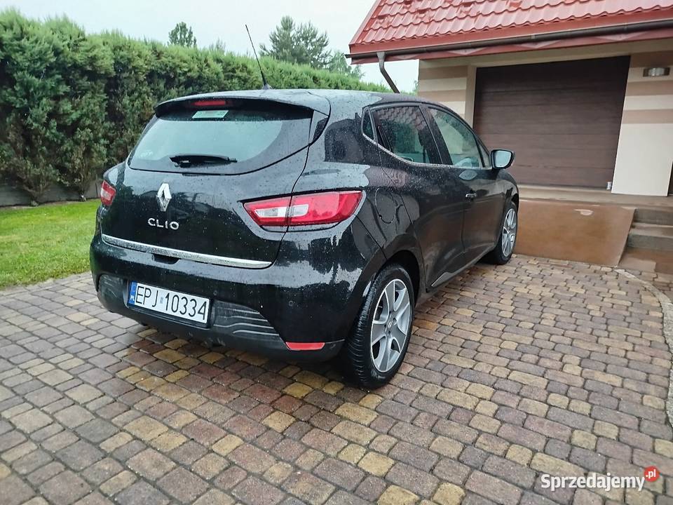 Renault Clio 09 Benzyna 2015 r Niski przebieg nieuszkodzony łódzkie Radomsko
