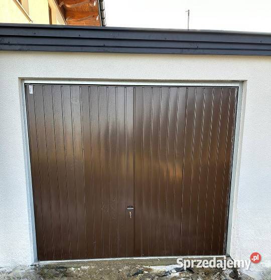 Brama uchylna kolor brązowy ocieplana małopolskie Tarnów