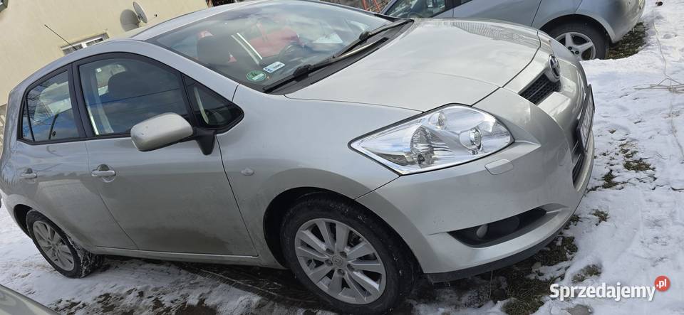 Toyota Auris 16 B LPG nieuszkodzony Pionki sprzedam