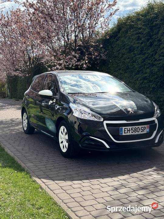 Peugeot 208 2016 doinwestowany Peugeot Młodojewo