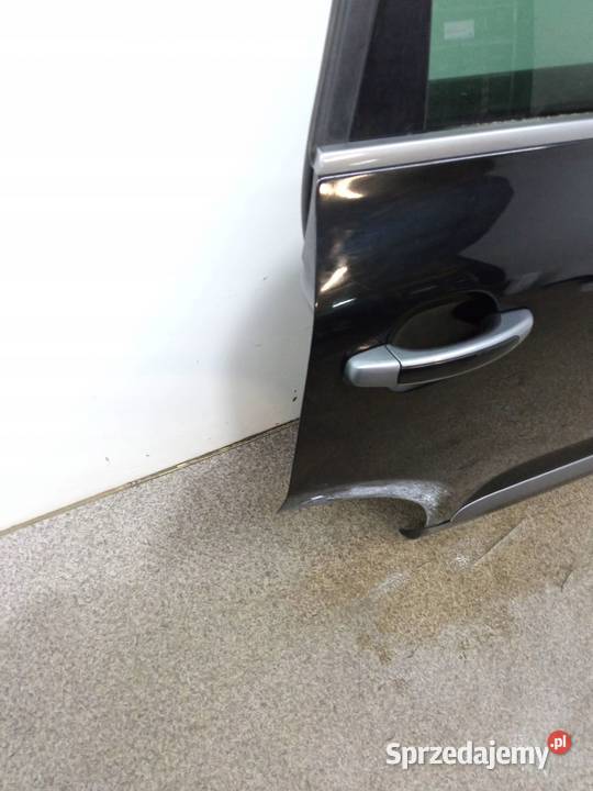 DRZWI PRAWE TYŁ L041 Porsche Cayenne I 2002 2010 osobowe świętokrzyskie sprzedam