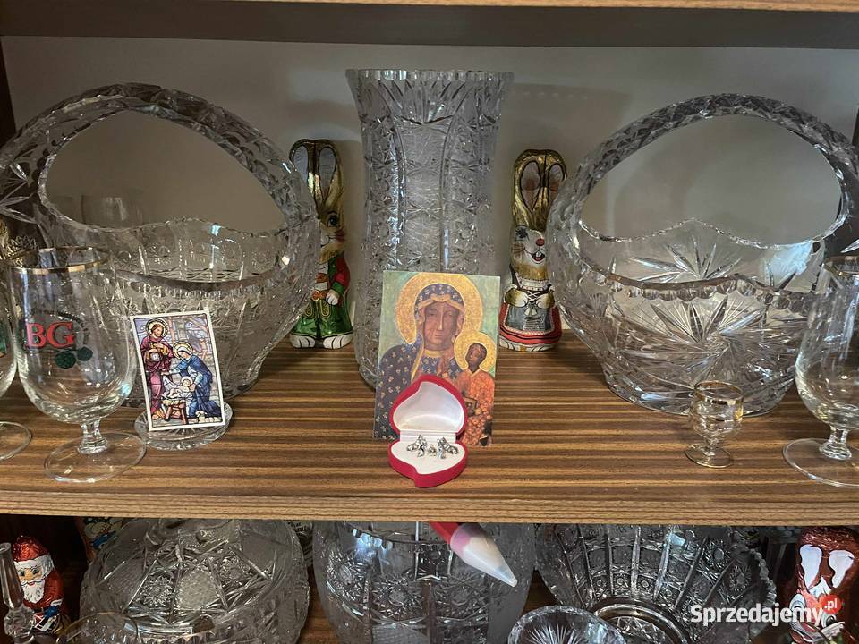 Kryształowe wazy miski szklanki wazony z czasów Częstochowa