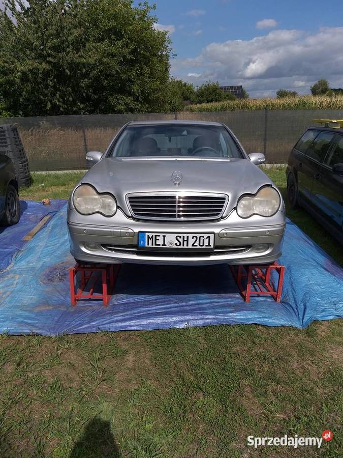 Mercedes w203 c240 caly na czesci zderzak osobowe Mikowice