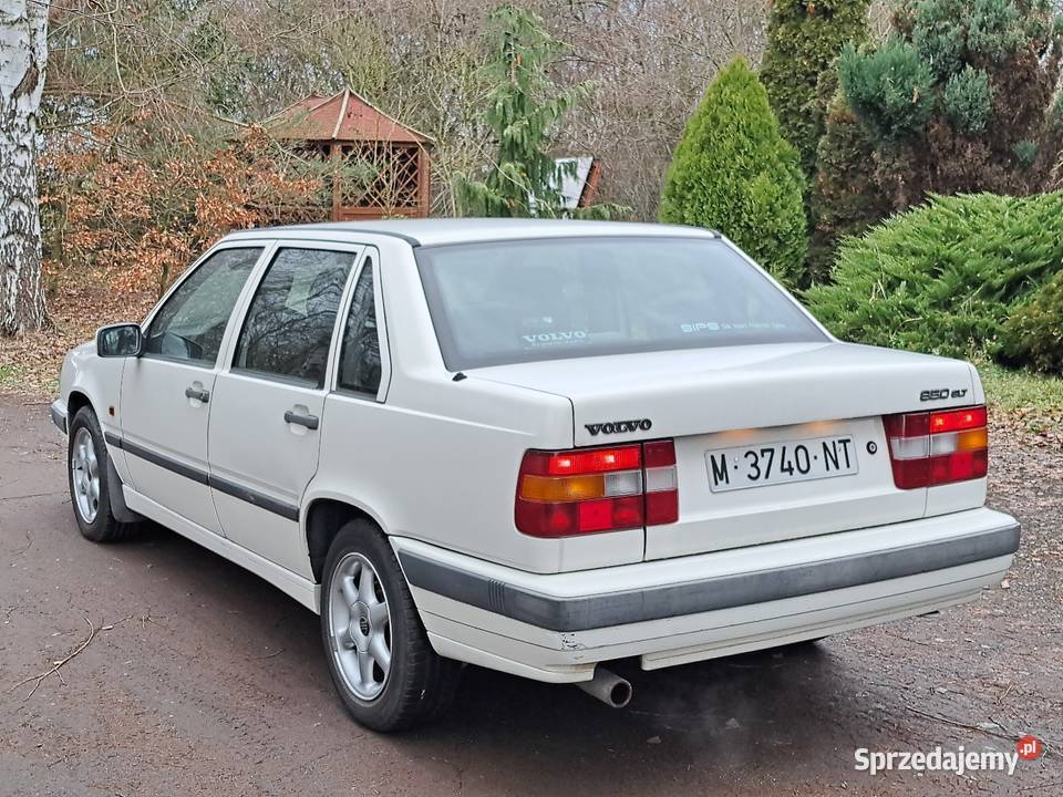 Volvo 850 25 benzyna 170 00 grama rdzy dolnośląskie Oleśnica