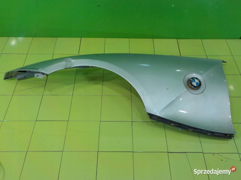 BMW Z4 E85 22 B 04r CABRIO 2D blotnik lewy przod Błotniki Suków