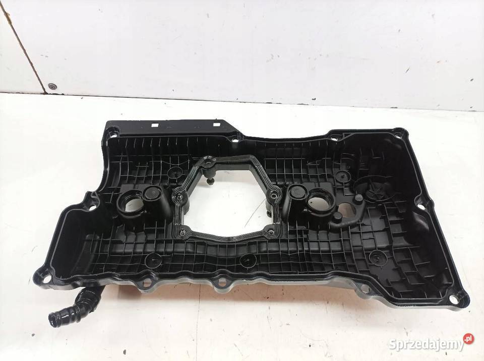 POKRYWA ZAWORÓW 2122435 7506728 18 16V N42 Bmw Rok produkcji 2001