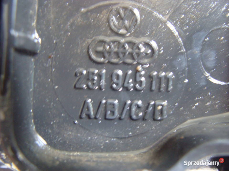 VW TRANSPORTER T3 LAMPA TYLNA LEWA CIEMNA Oświetlenie Goleniów