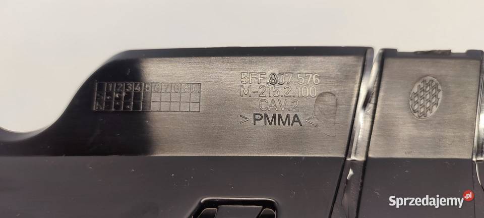 CUPRA FORMENTOR KRATKA ZDERZAKA PRAWY PRZÓD osobowe Listwy i nakładki