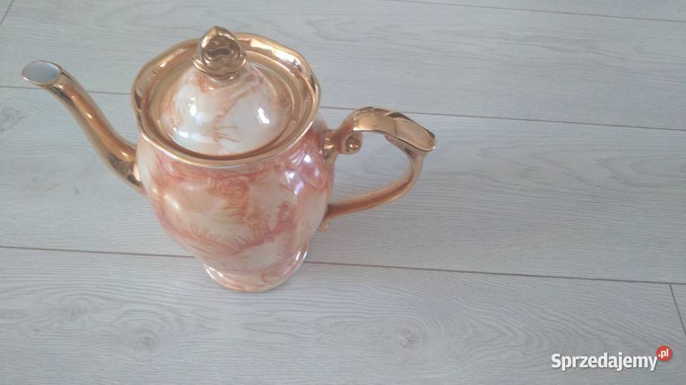Sprzedam czajnik z porcelany nowy Porcelana i szkło