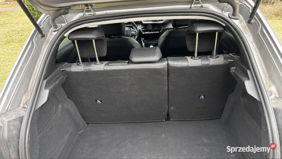 Peugeot 208 12 130 virtual cockpit Krzywe sprzedam