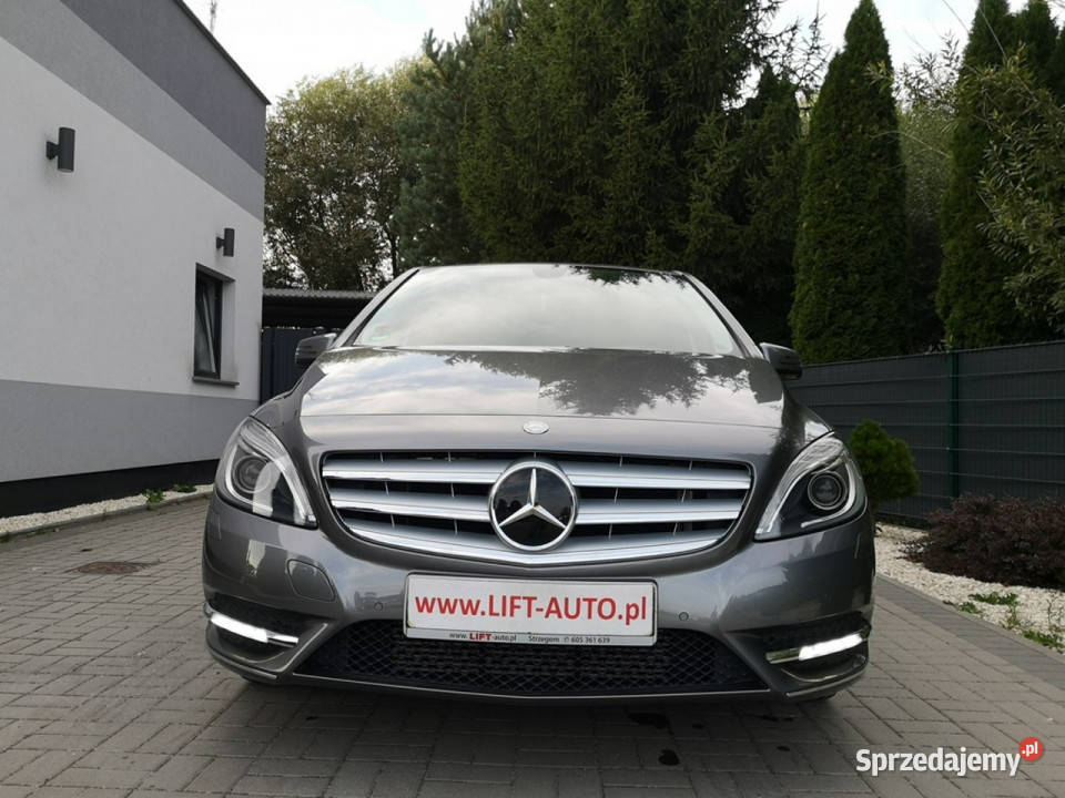 Mercedes B 180 16 16v 122 Klimatronik Navi Alu