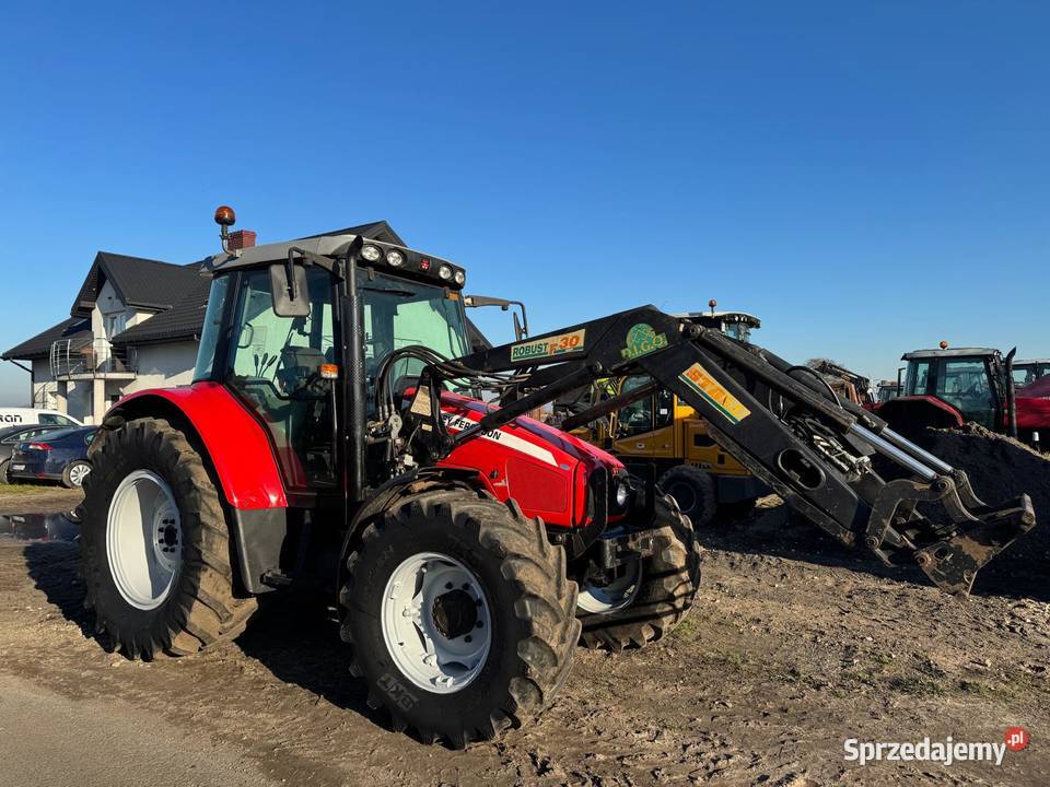 Massey ferguson 5445 Piątek