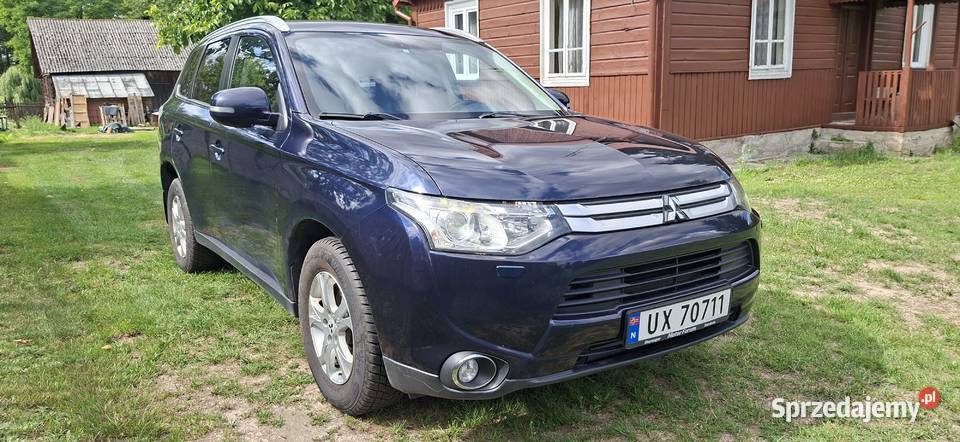 Mistubishi Outlander 7 osób xenony kamera sprzedam