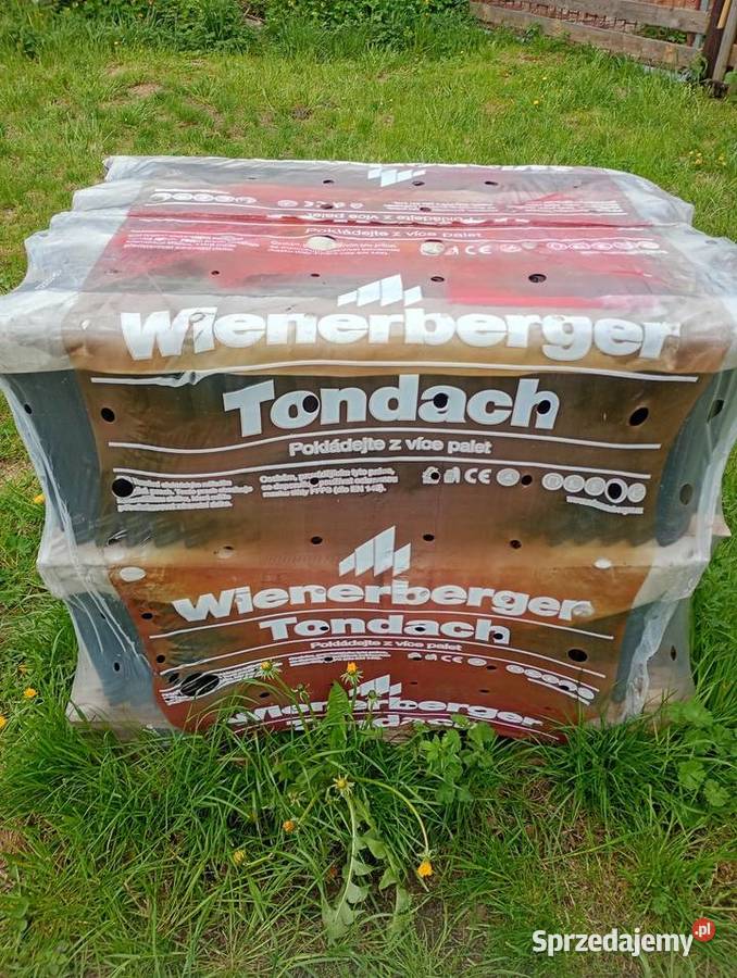 Gąsior dachowy Tondach 3275 hrebenac c2