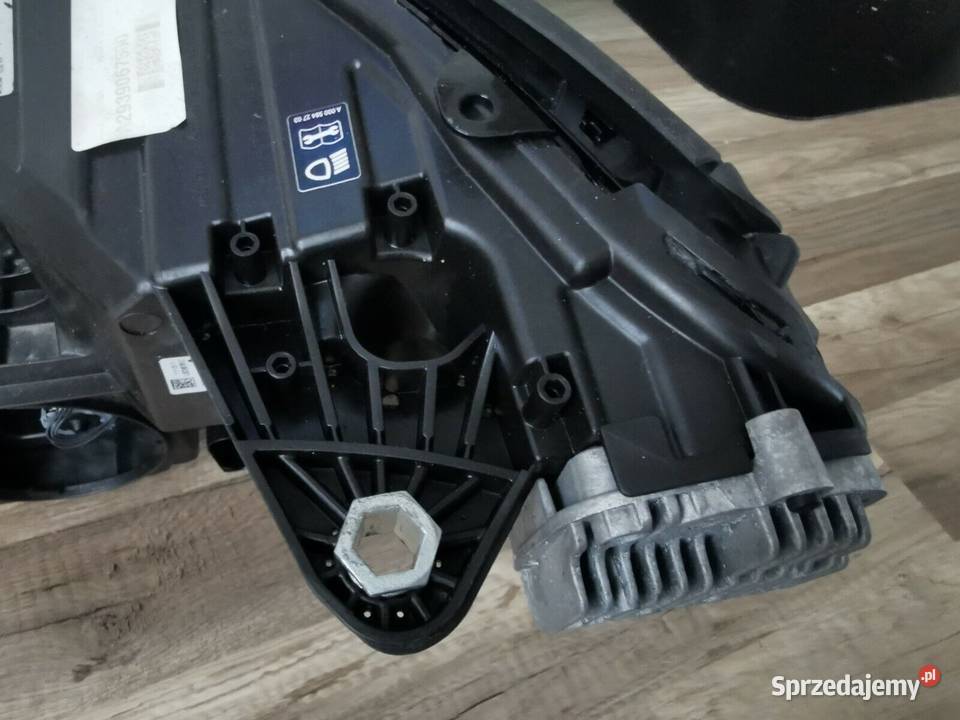 MERCEDES EQC W293 LAMPA FULL LED PRAWA dolnośląskie Świerzawa sprzedam