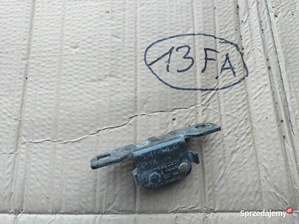 AUDI 80 B4 80B4 AUDII 4A9827517B RYGIEL ZAMKA lubelskie Kamień-Kolonia