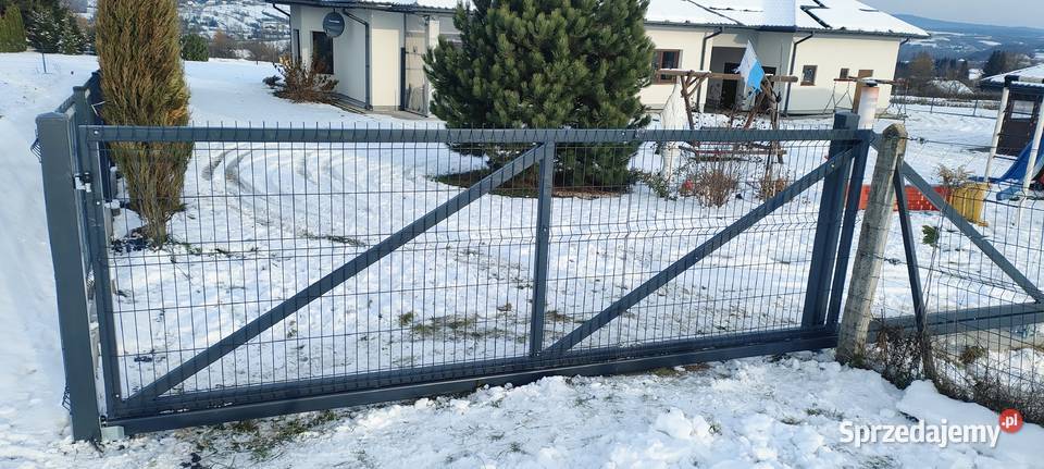Brama przesuwna 3D ocynkowana i malowana Gorlice